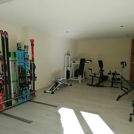 Neu Und Mordern Saas-Fee